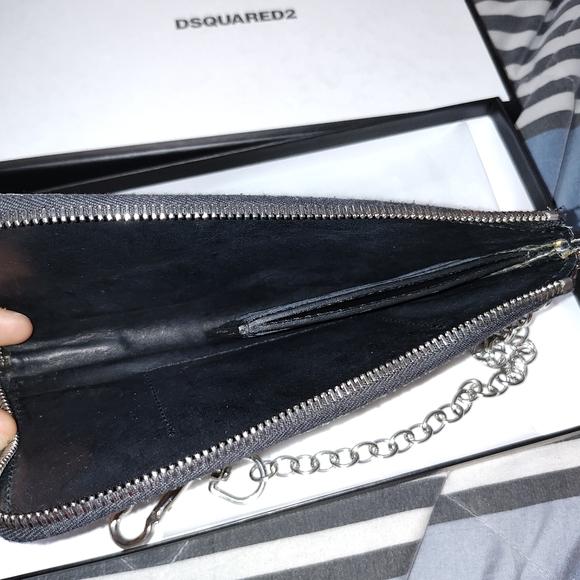 Dsquared2 Black and Silver Chain Wallet - Picture 3 of 4